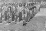6. 1943. 동아과학원 체육활동 중 농구하는 학생들